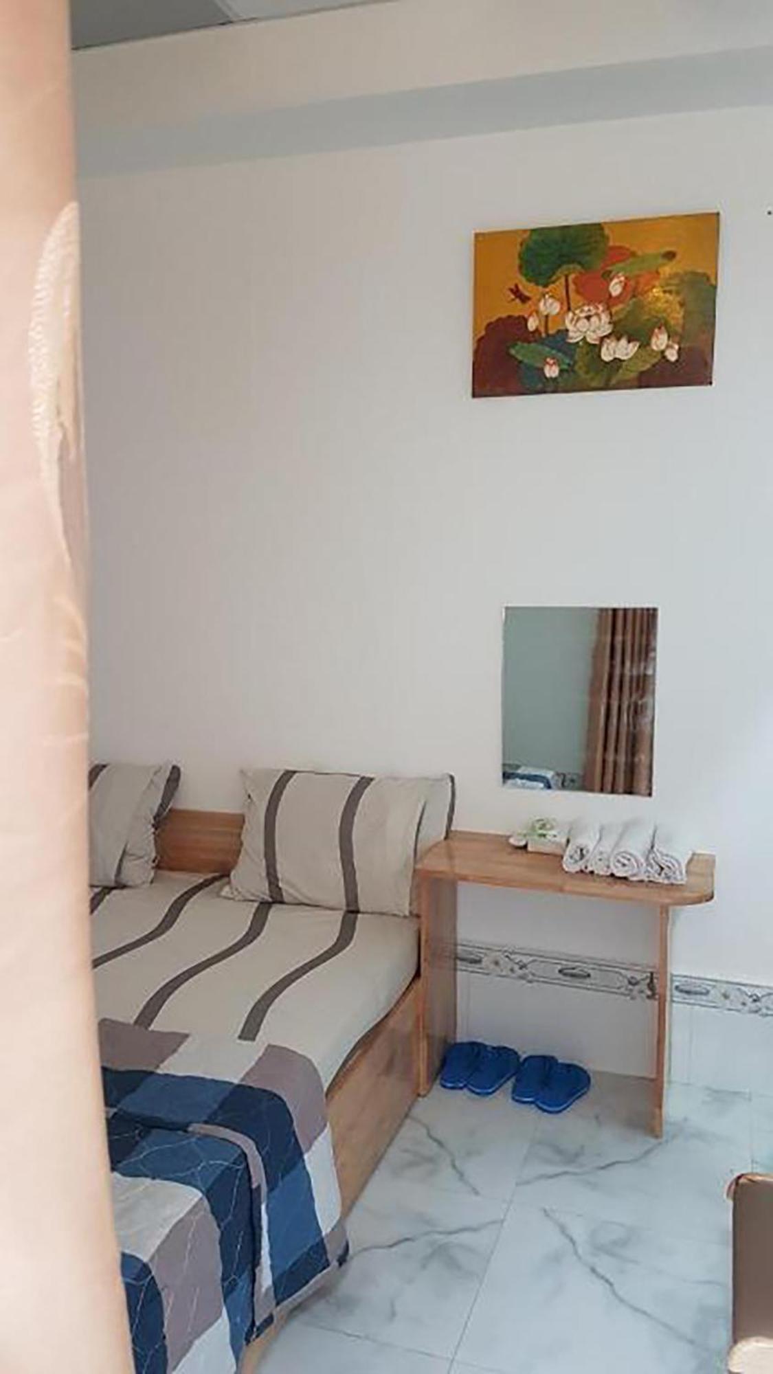 Hoa Lan Motel & Homestay Giong Tu Dien Eksteriør bilde